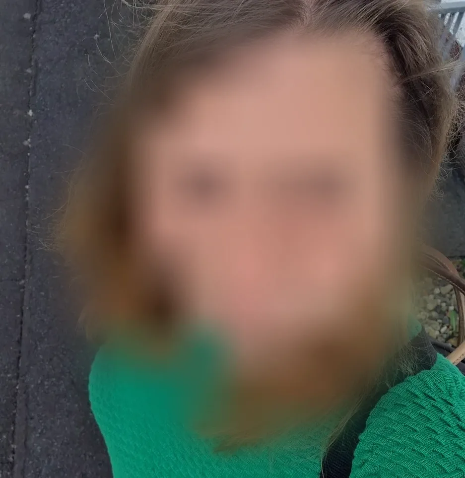 Frieda, 32