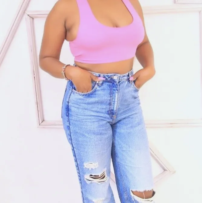 Jessica, 32