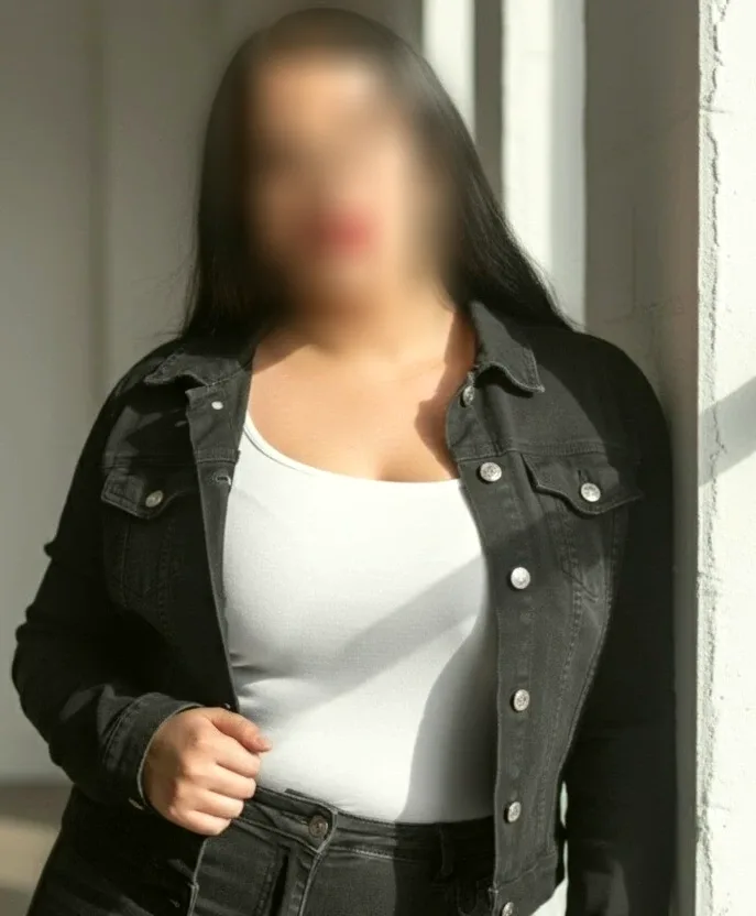Lea, 26
