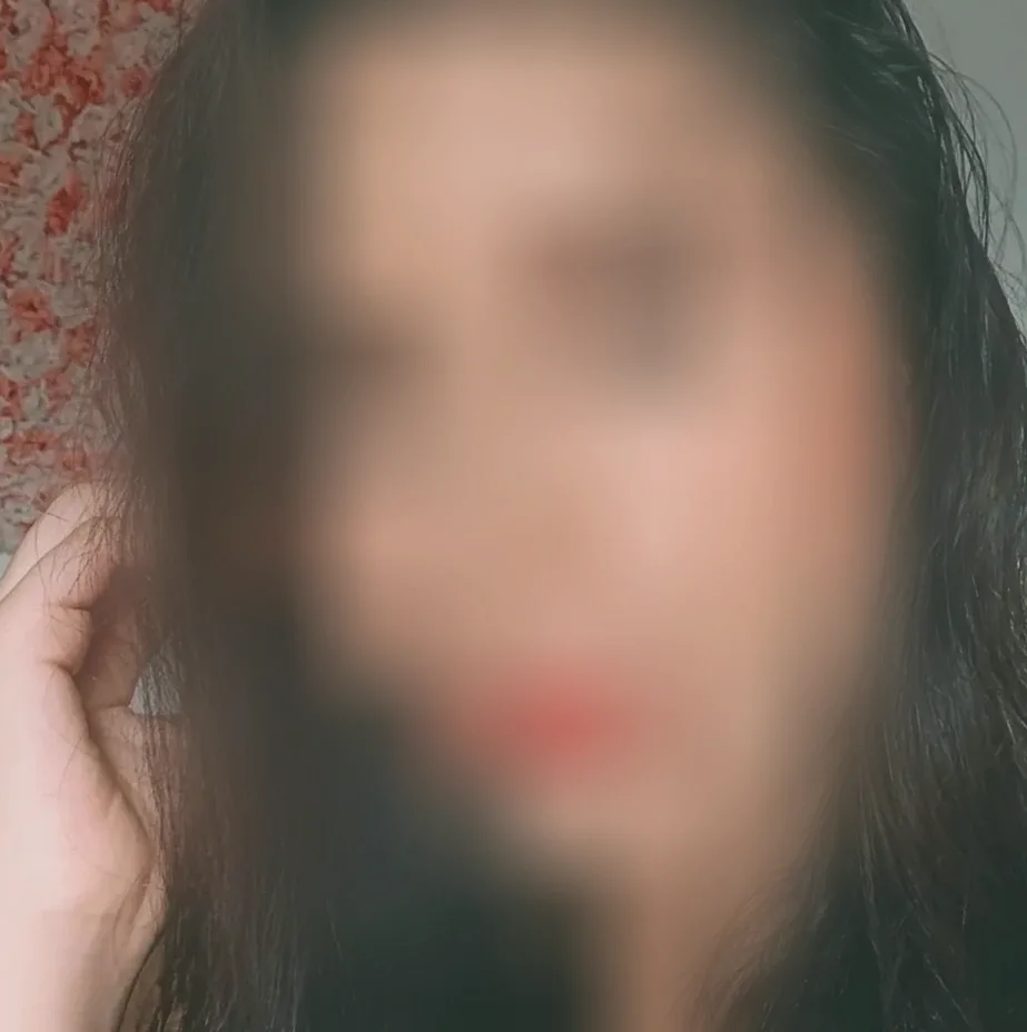 Nadja, 29