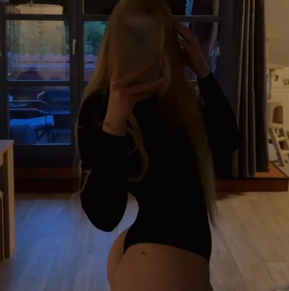 Ramona, 23