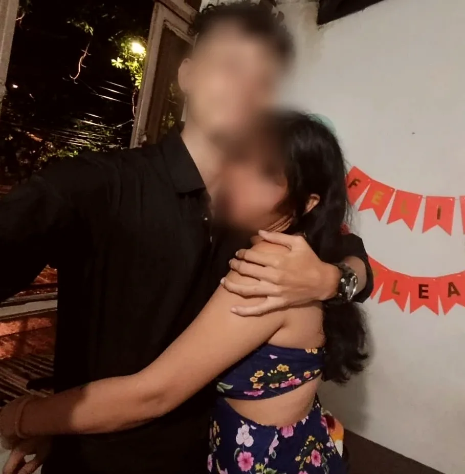 Vivien, 26